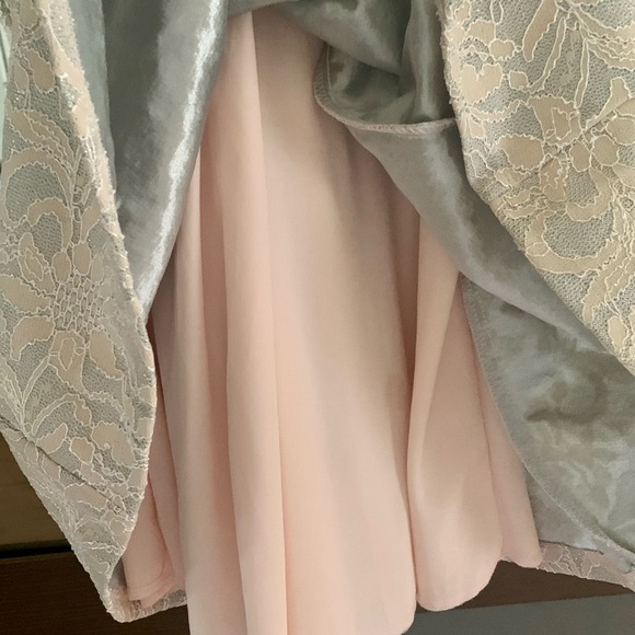 3/$20🍁LACE DRESS - Picture 6 of 10